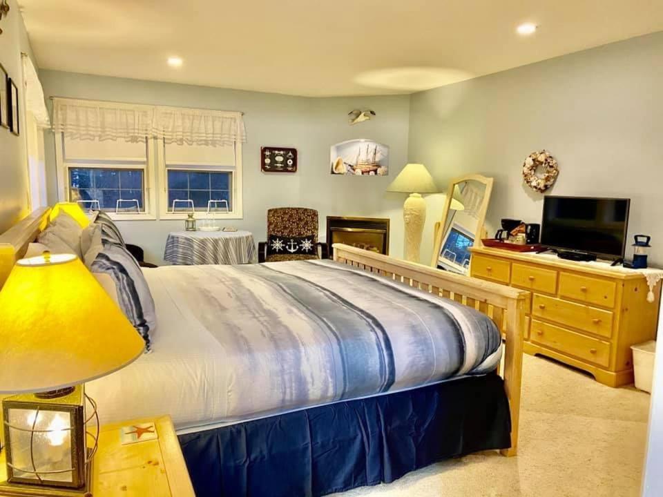 Seafarers Bed & Breakfast Tofino Luaran gambar