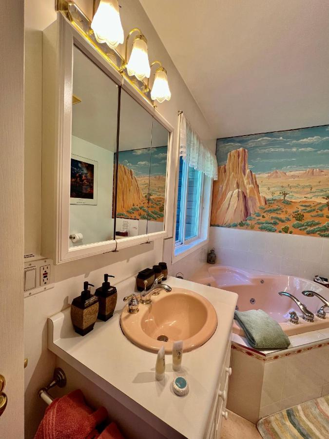 Seafarers Bed & Breakfast Tofino Luaran gambar